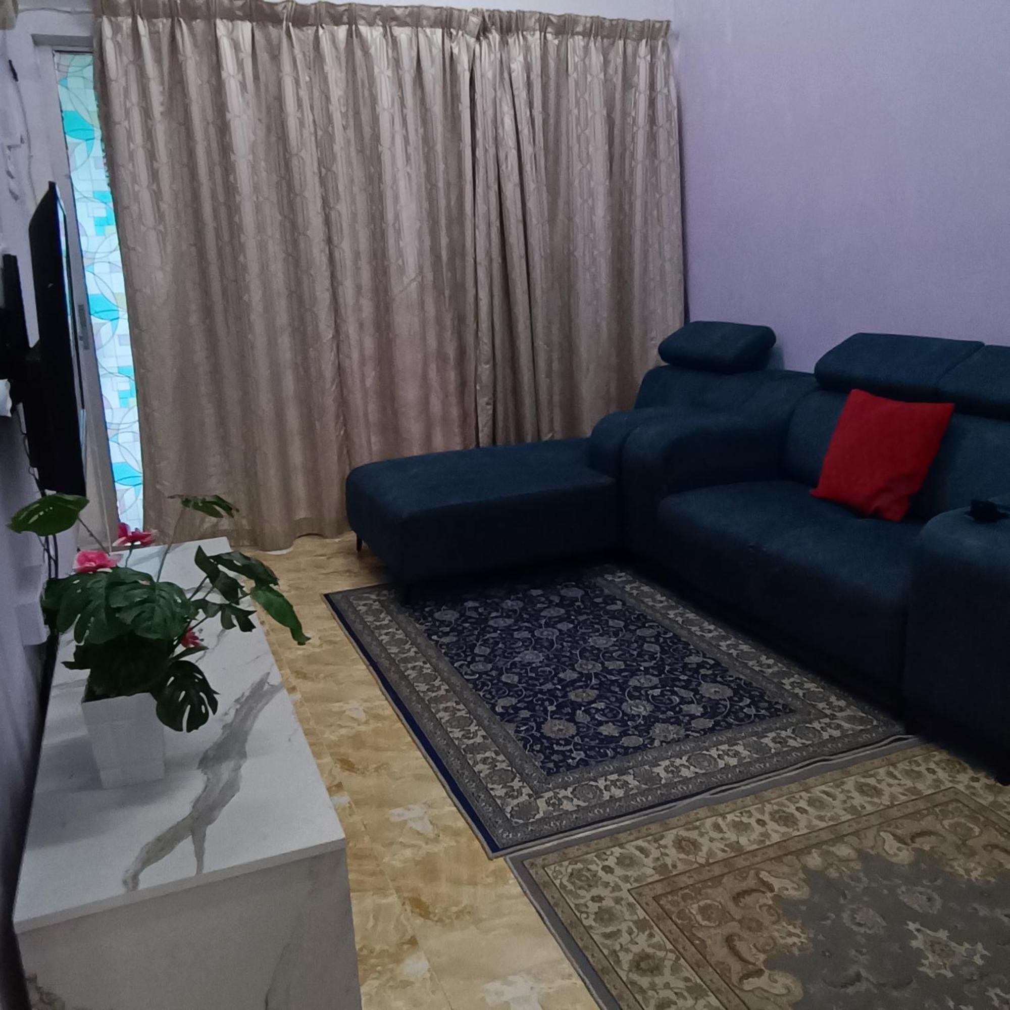 Homestay Lestari Klia Sepang Buitenkant foto